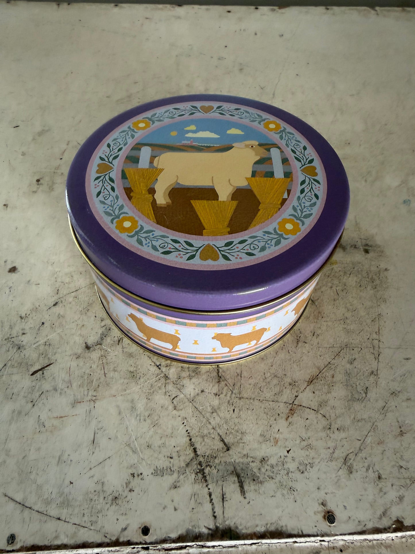 Vintage Round Tin with Sheep in the Haystacks Image