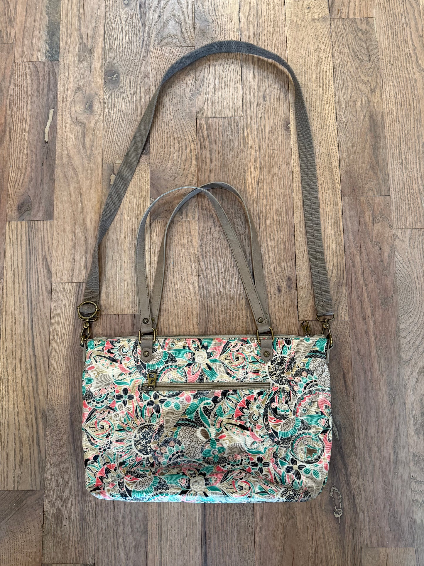 Sakroots Metro Tote bag in the Spirit Desert print
