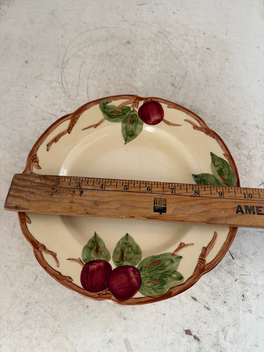 FRANCISCAN APPLE Pattern 10" DINNER PLATES USA and England