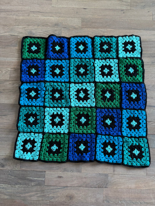 Vintage Granny Square baby Quilt