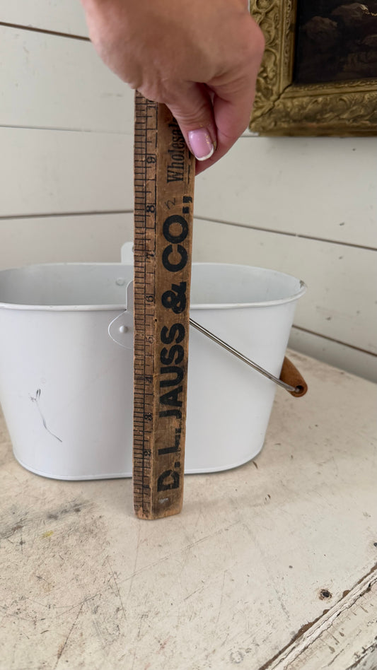 White bucket will get makeover