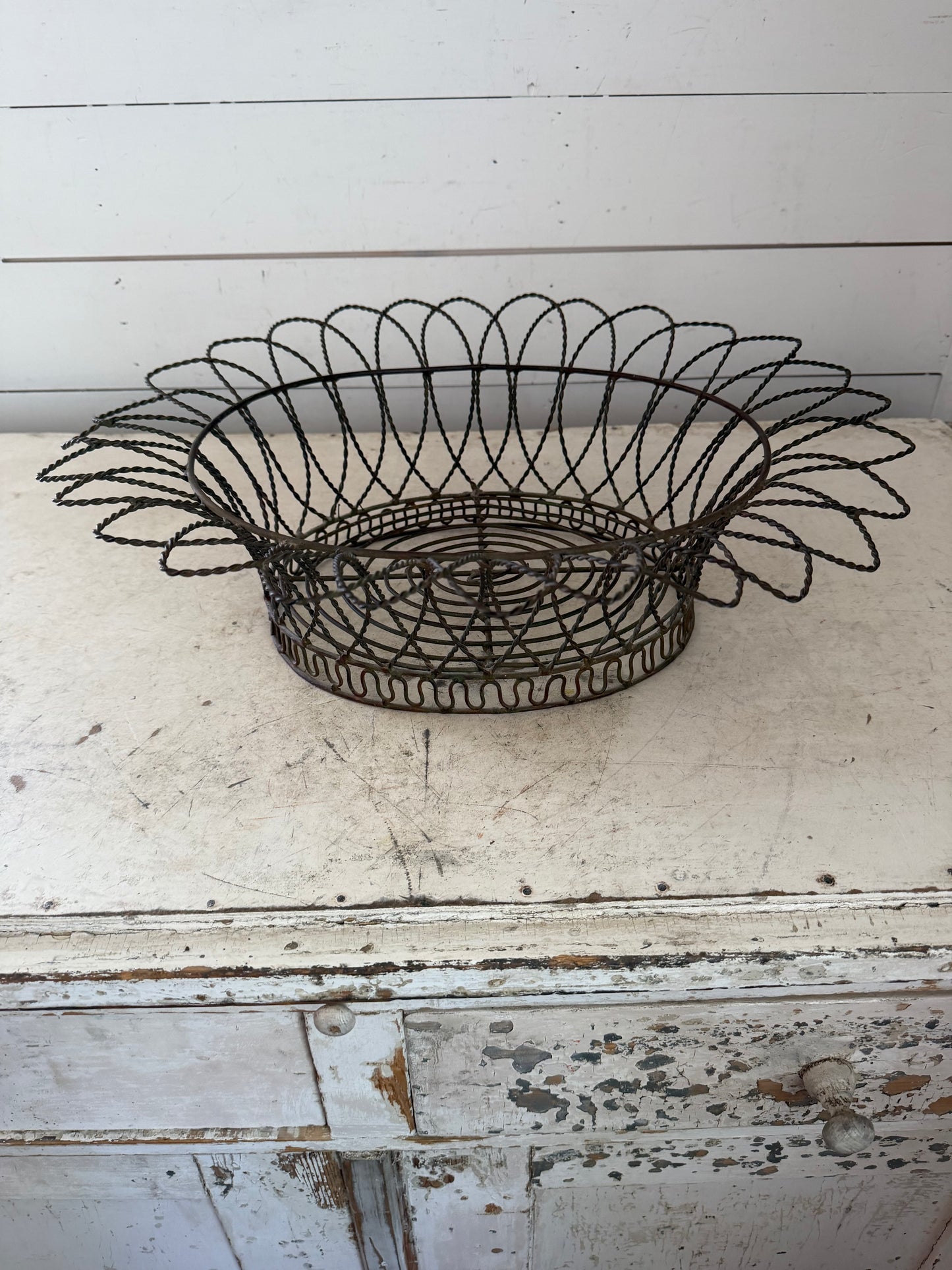 Large Twisted Wire Basket