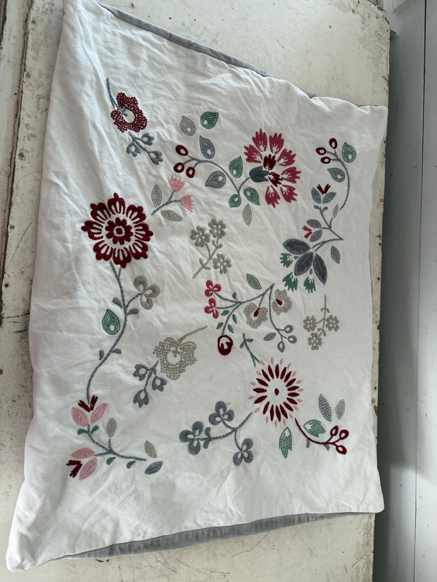 IKEA Hedblomster Embroidered Pillow Cover Only~ 20" x 22.5”