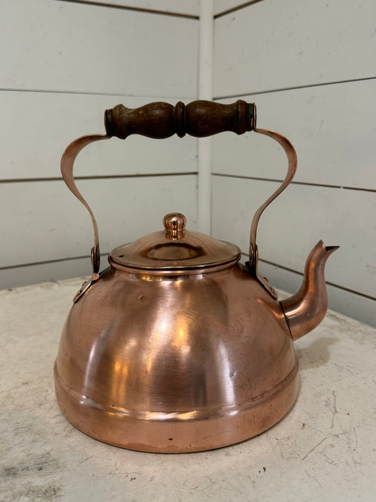 English Copper Kettle with turned handle