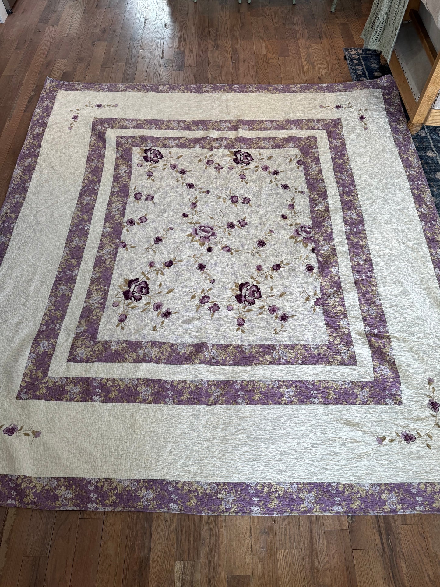 King Size Quilted Quilt with Purple Flowers and border