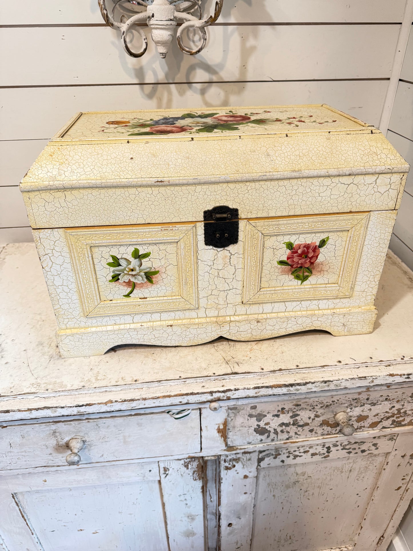 Hand painted trunk will get makeover