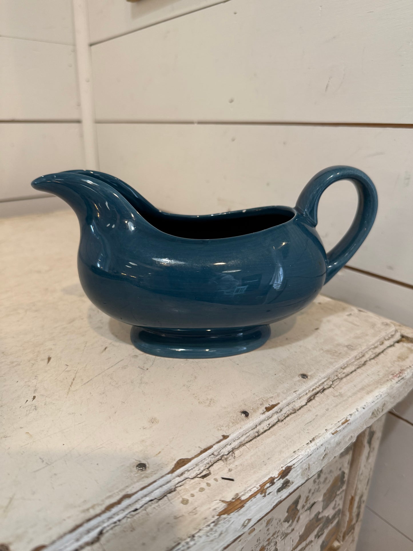 Teal Gravy Boat - small chips