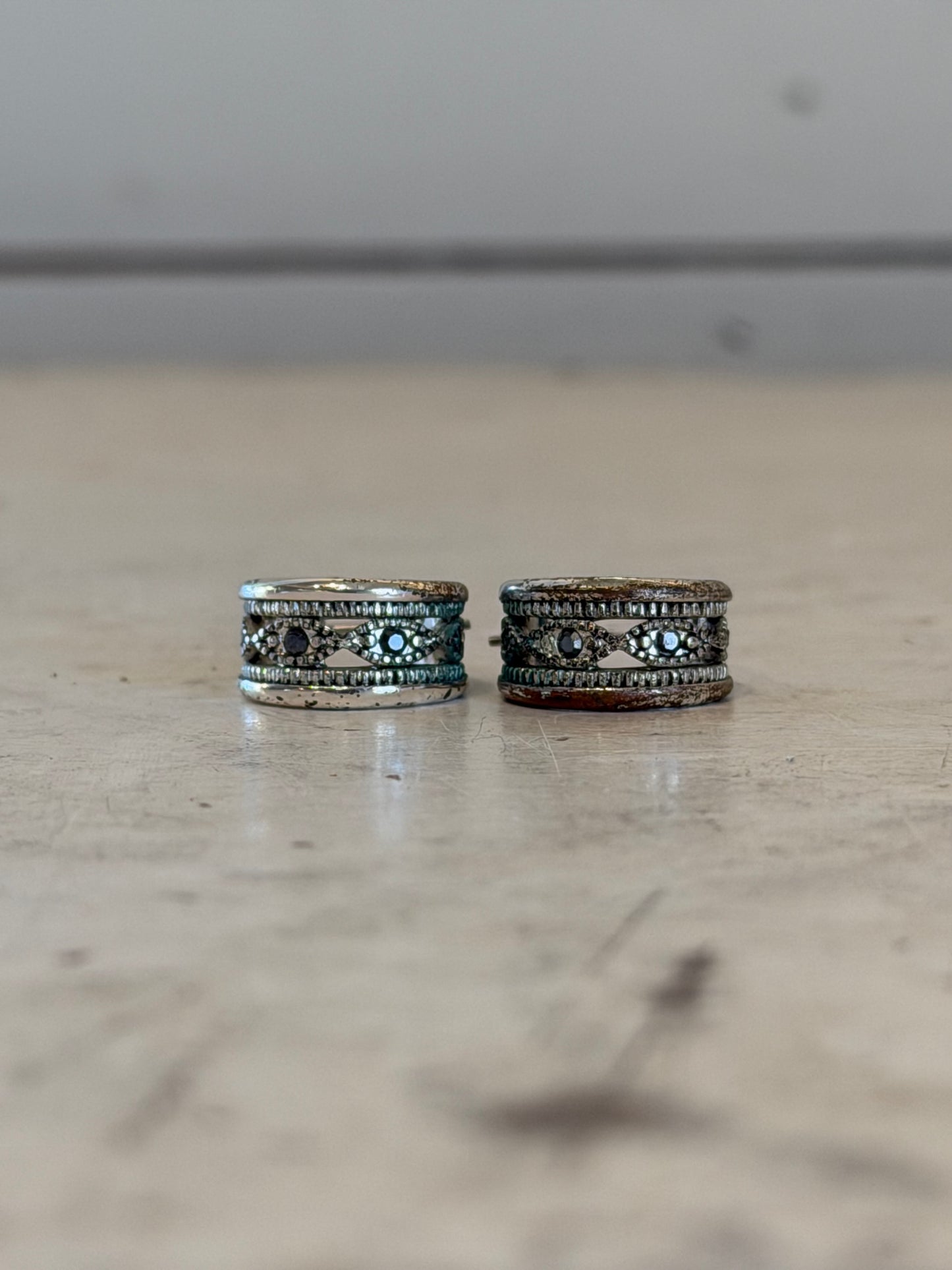 Horseshoe  Hoop Silver Over Copper With Rhinestone