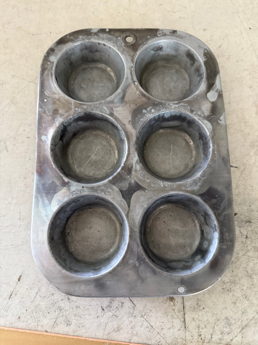 Aluminum 6 Muffin Tin