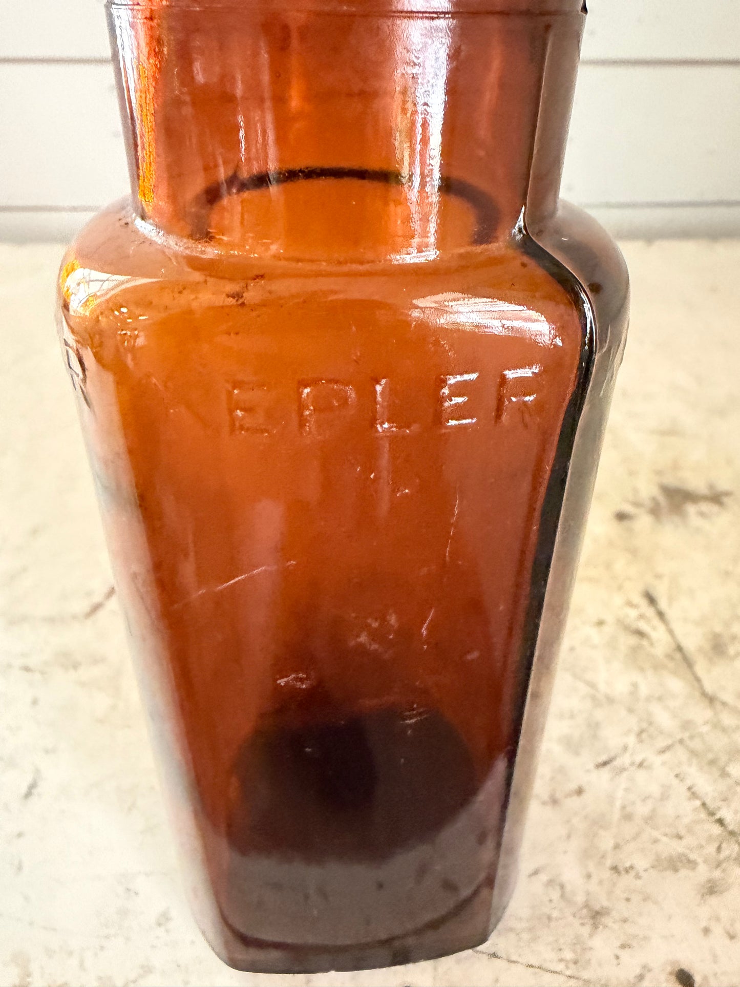 Kepler Malt Extract “Welcome Chemical Works” antique Amber Bottle