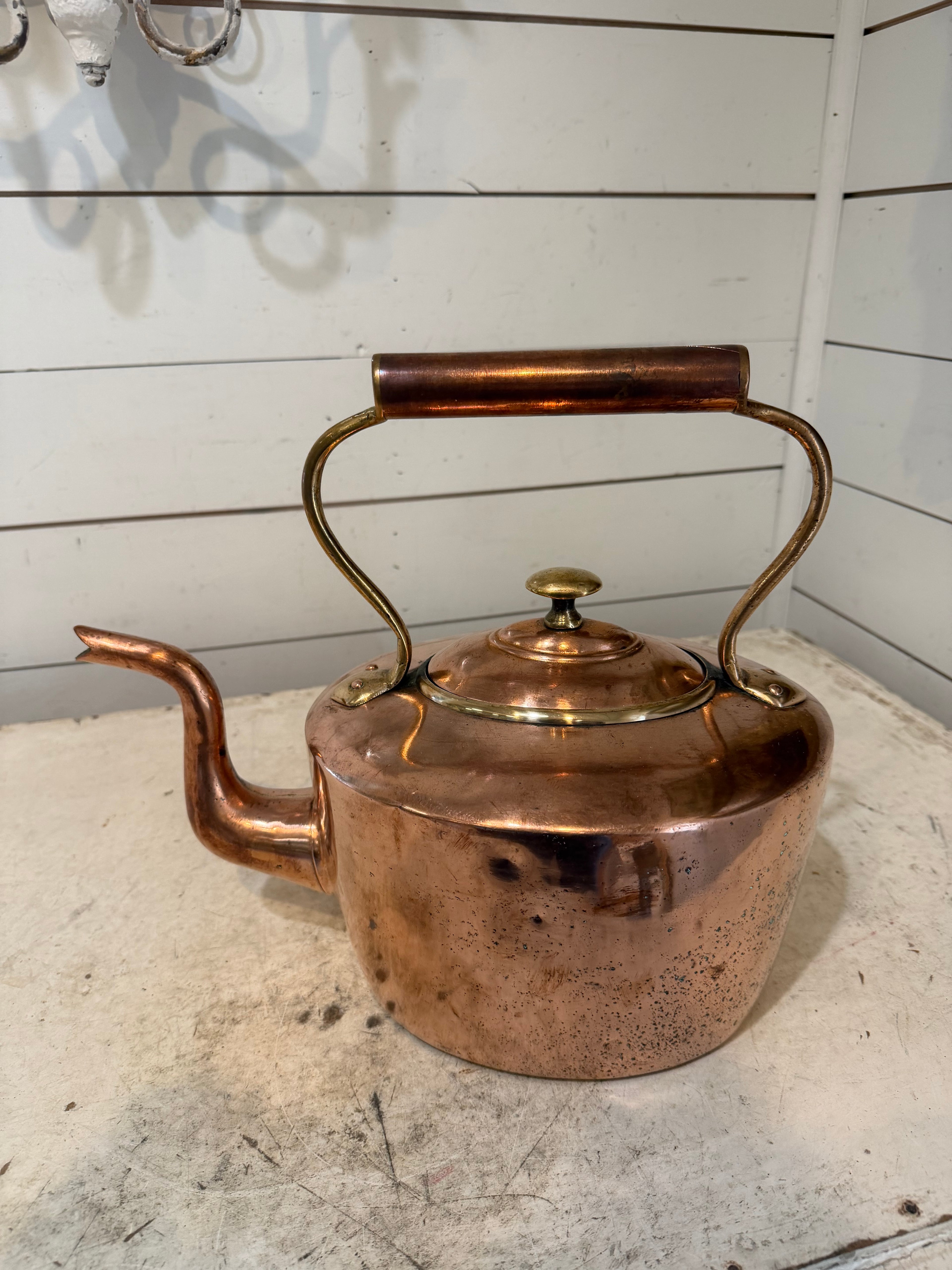 Georgian Antique copper tea kettle with crimped seam - Polished