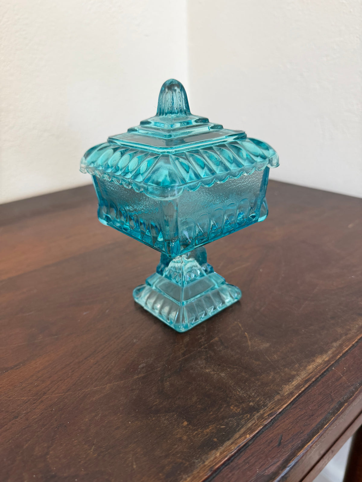 Vintage Jeannette Glass "Wedding Cake Box" lidded pedestal candy dish