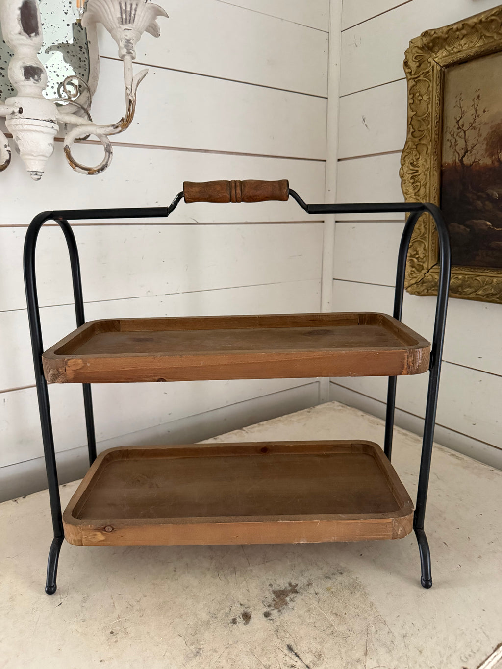 Two tier tray will get makeover