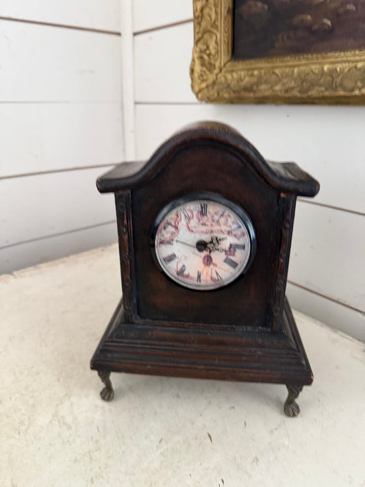 Vintage clock will get makeover