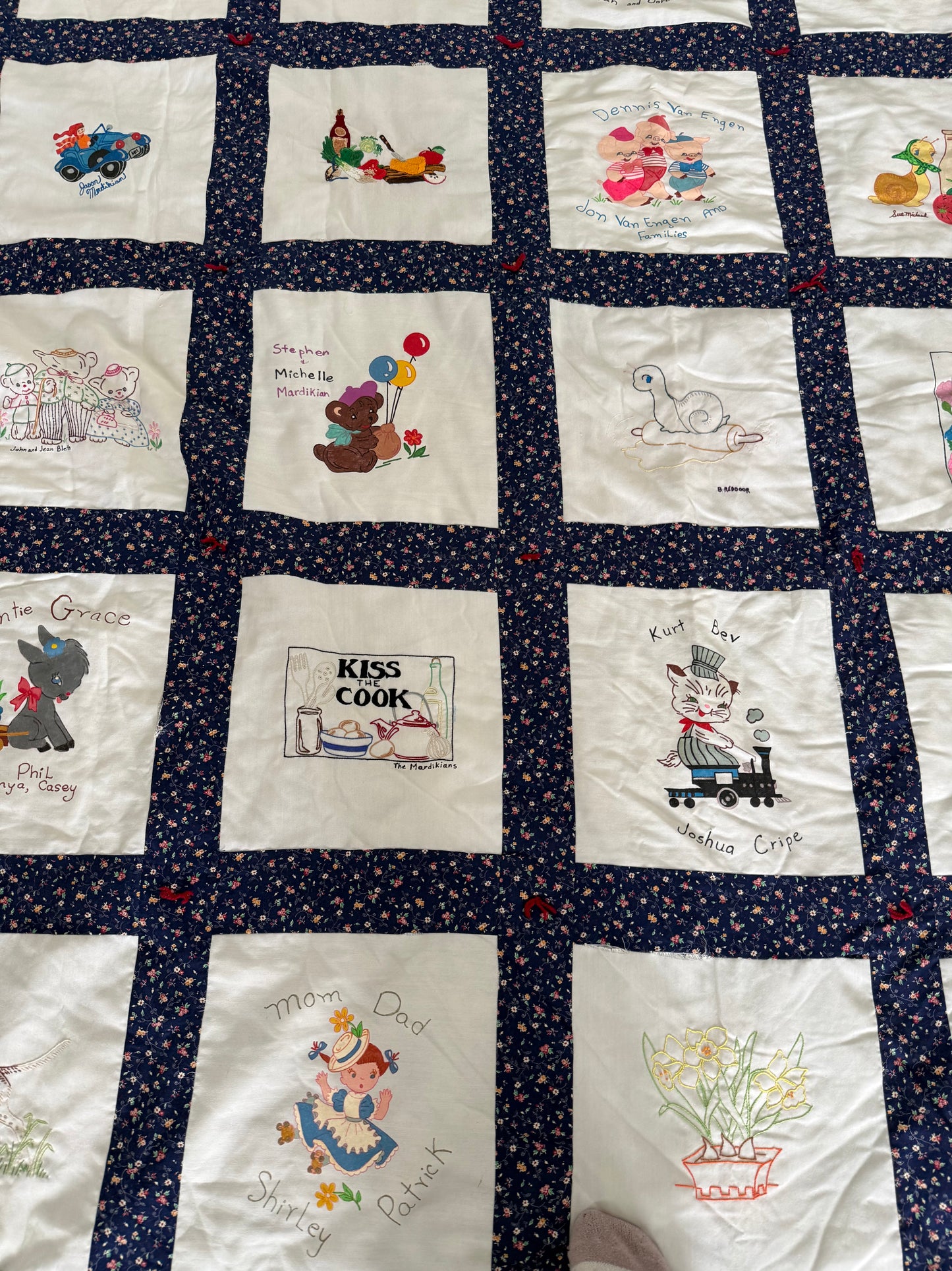 XL King Homemade Family reunion quilt - perfect for camping and picnics