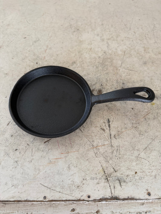 7-1/2” Pioneer Woman Cast Iron Skillet