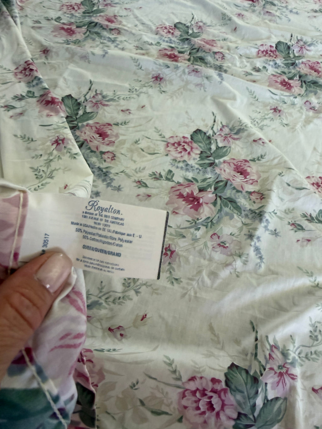 Queen Size Vintage Floral Ruffle Sheet