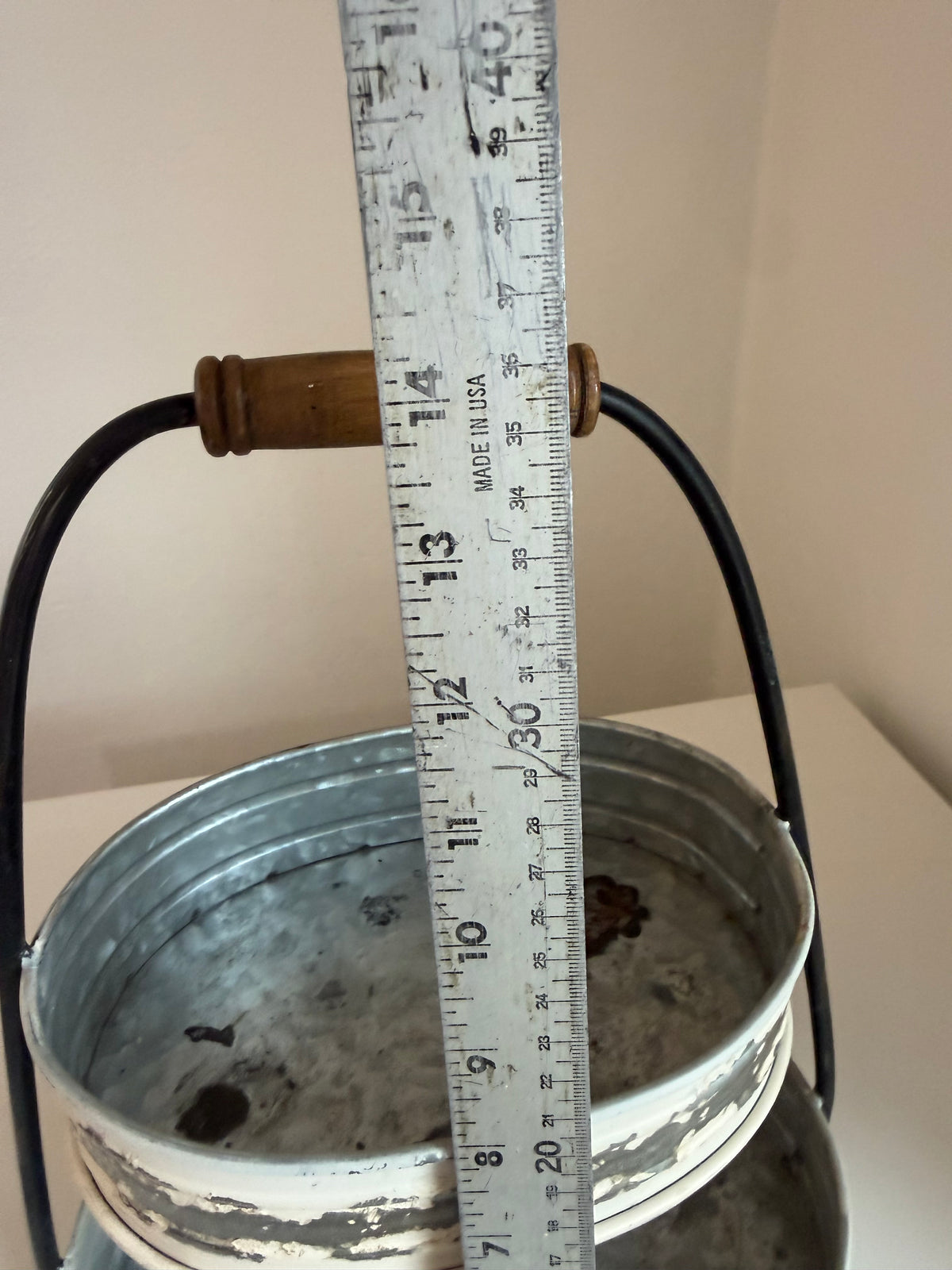 Two tiered metal tray will get makeover