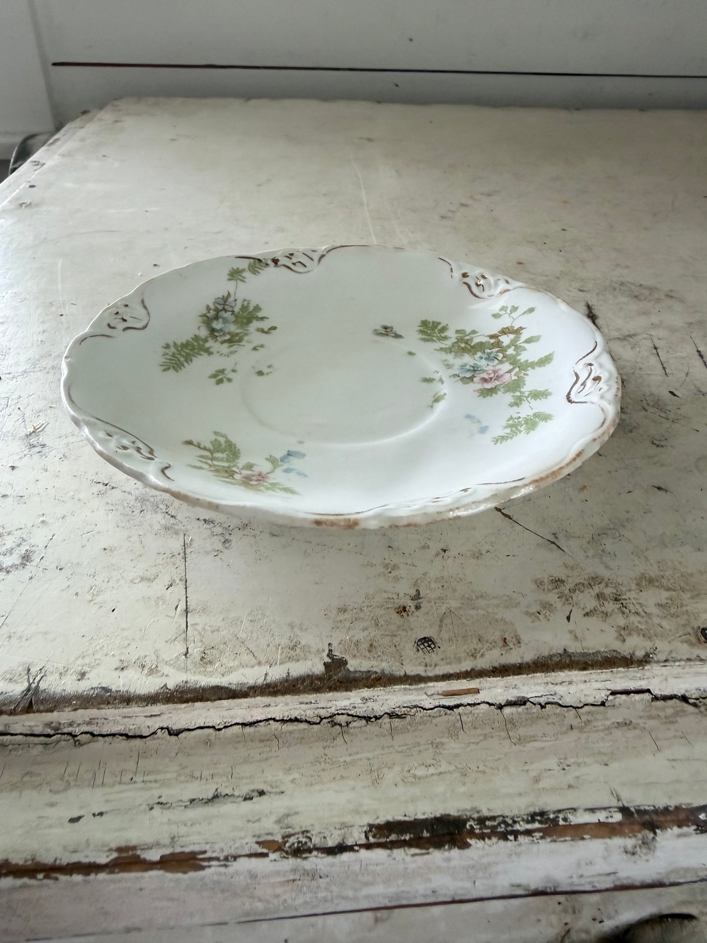 Vintage J & G Meakin Hanley England Dainty Floral Ironstone saicer Plate
