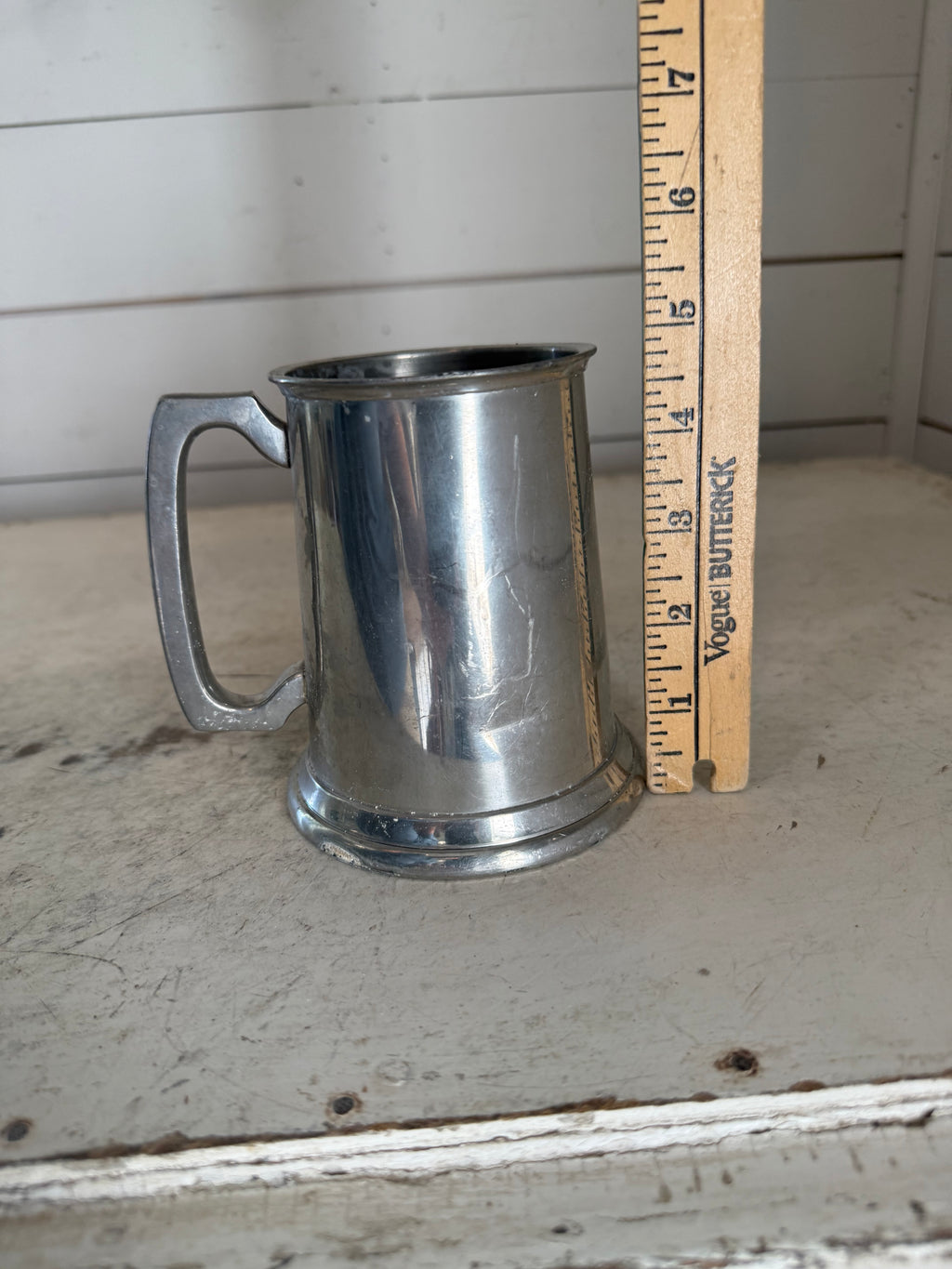 English pewter, pint
