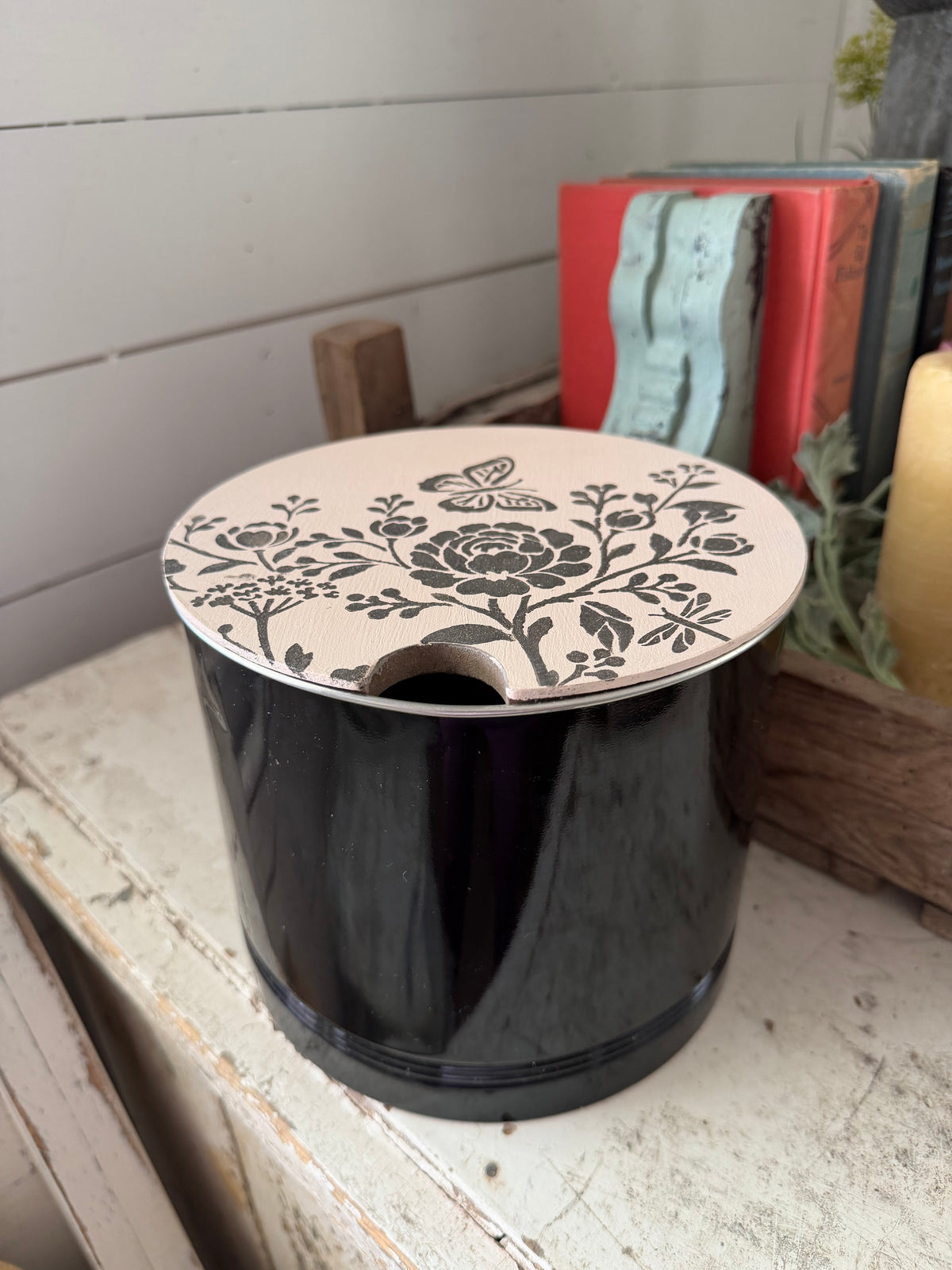 Black enamel bucket with hand painted lid 6.25” tall