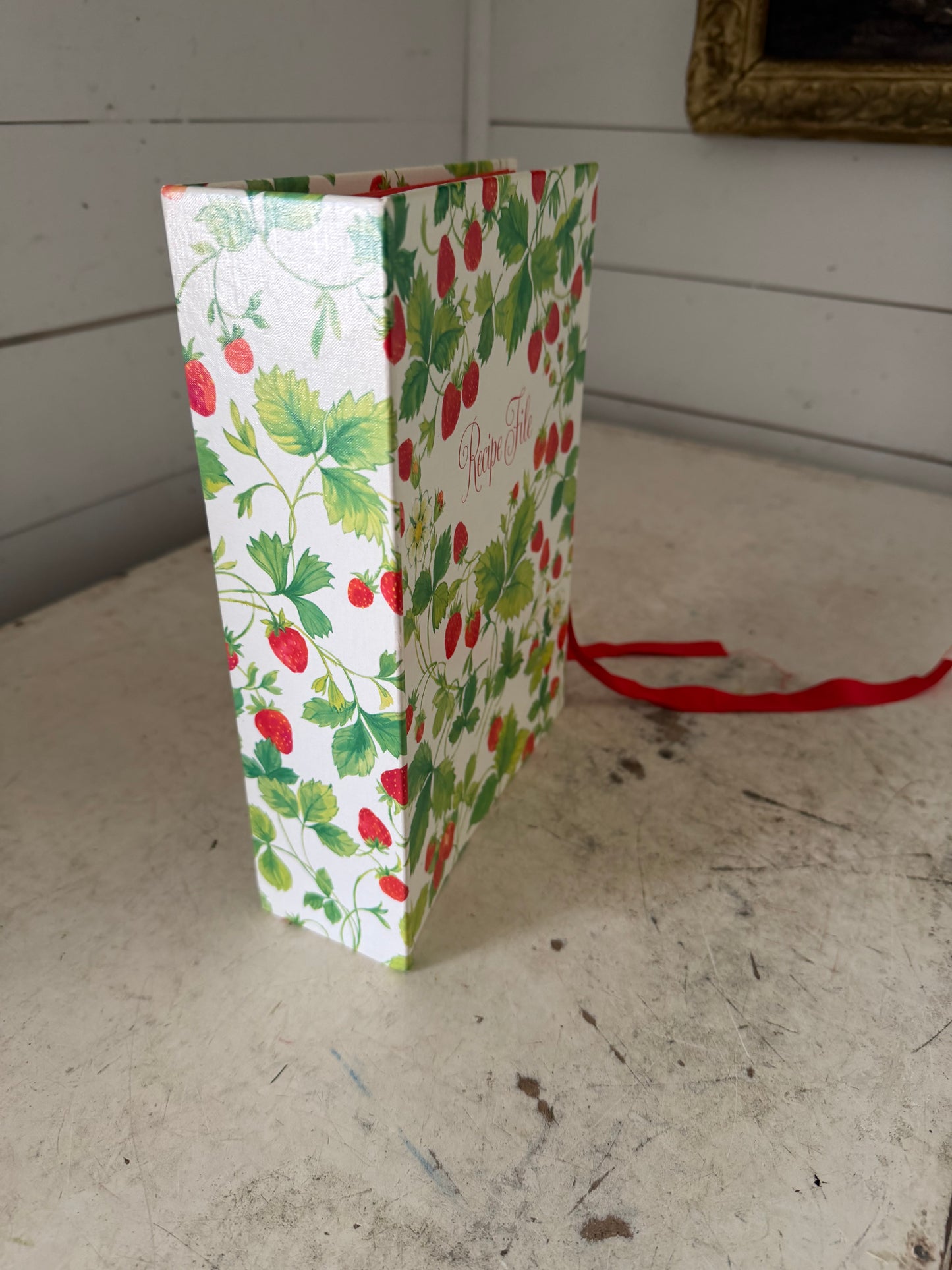 Hallmark accordion strawberry recipe file