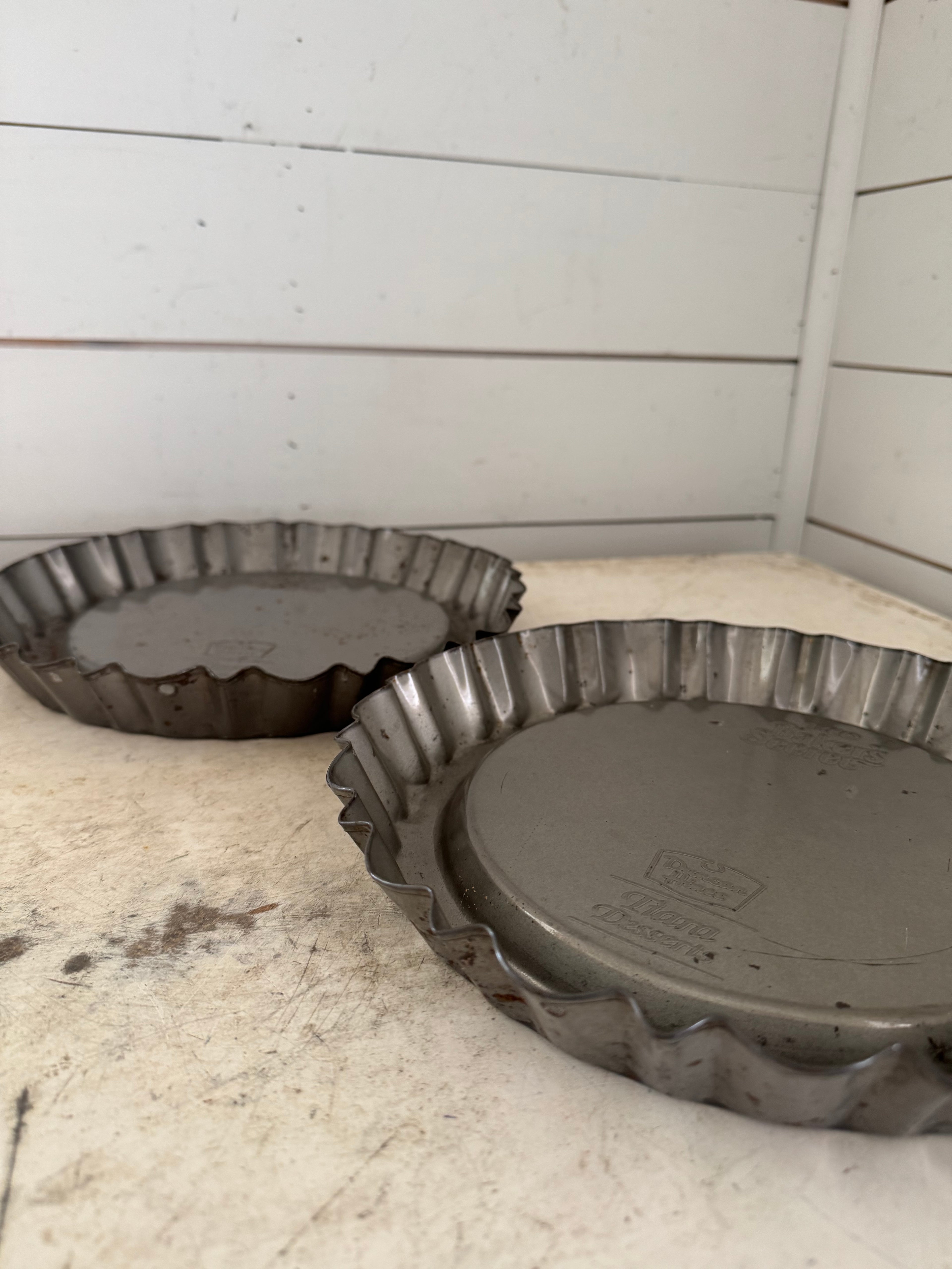 Set of pans will be made into tiered tray