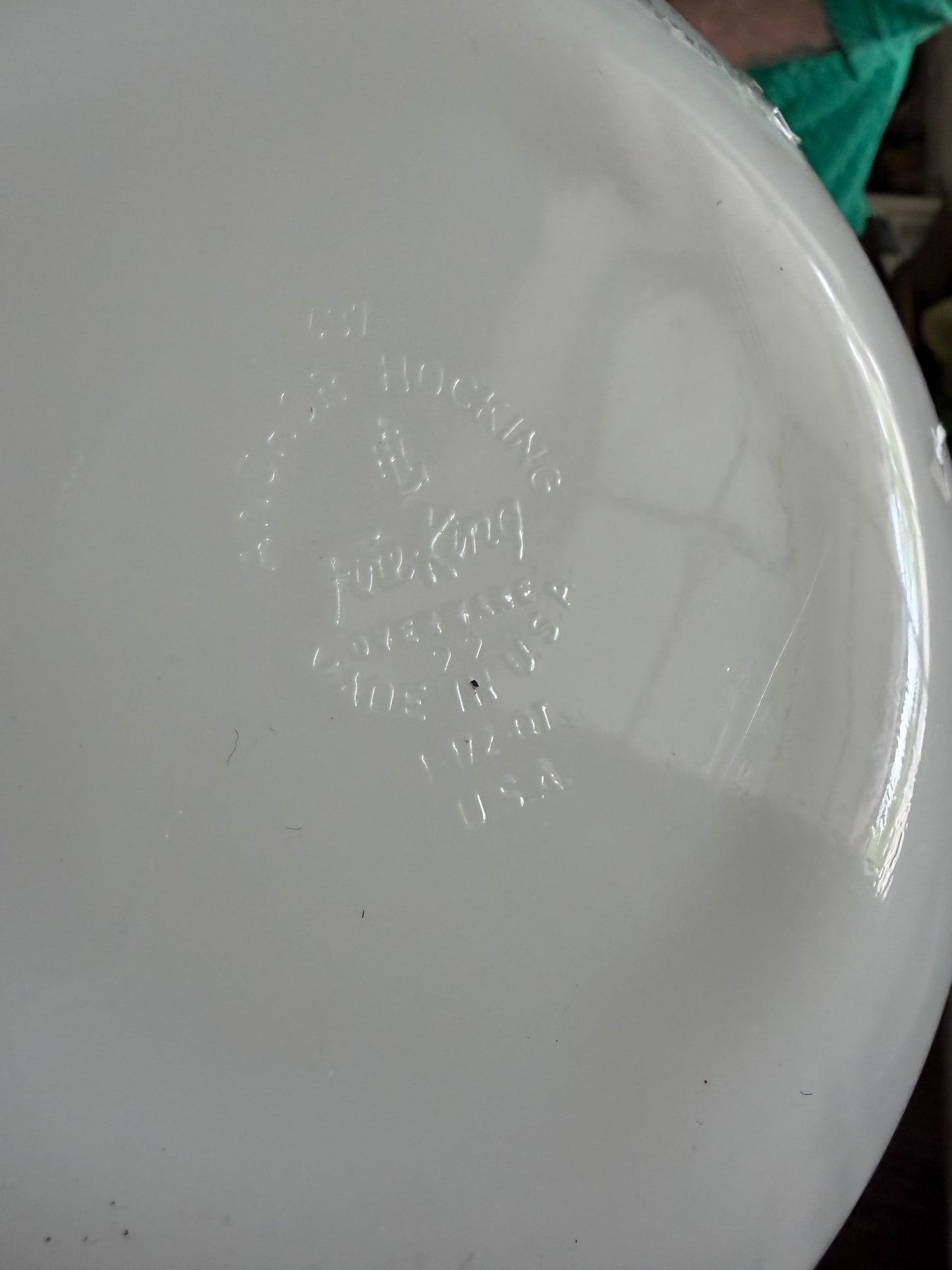 Vintage Fire-King 1 1/2 Qt Casserole 437 with Matching Lid Milkglass