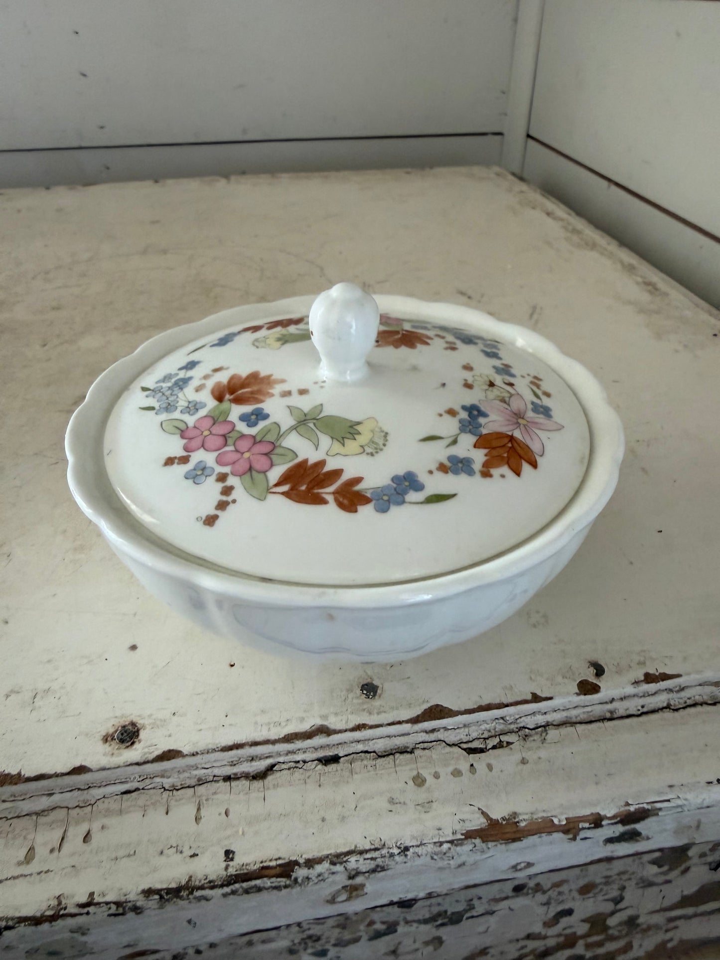 Wedgwood Meadow Sweet Murray Bowl