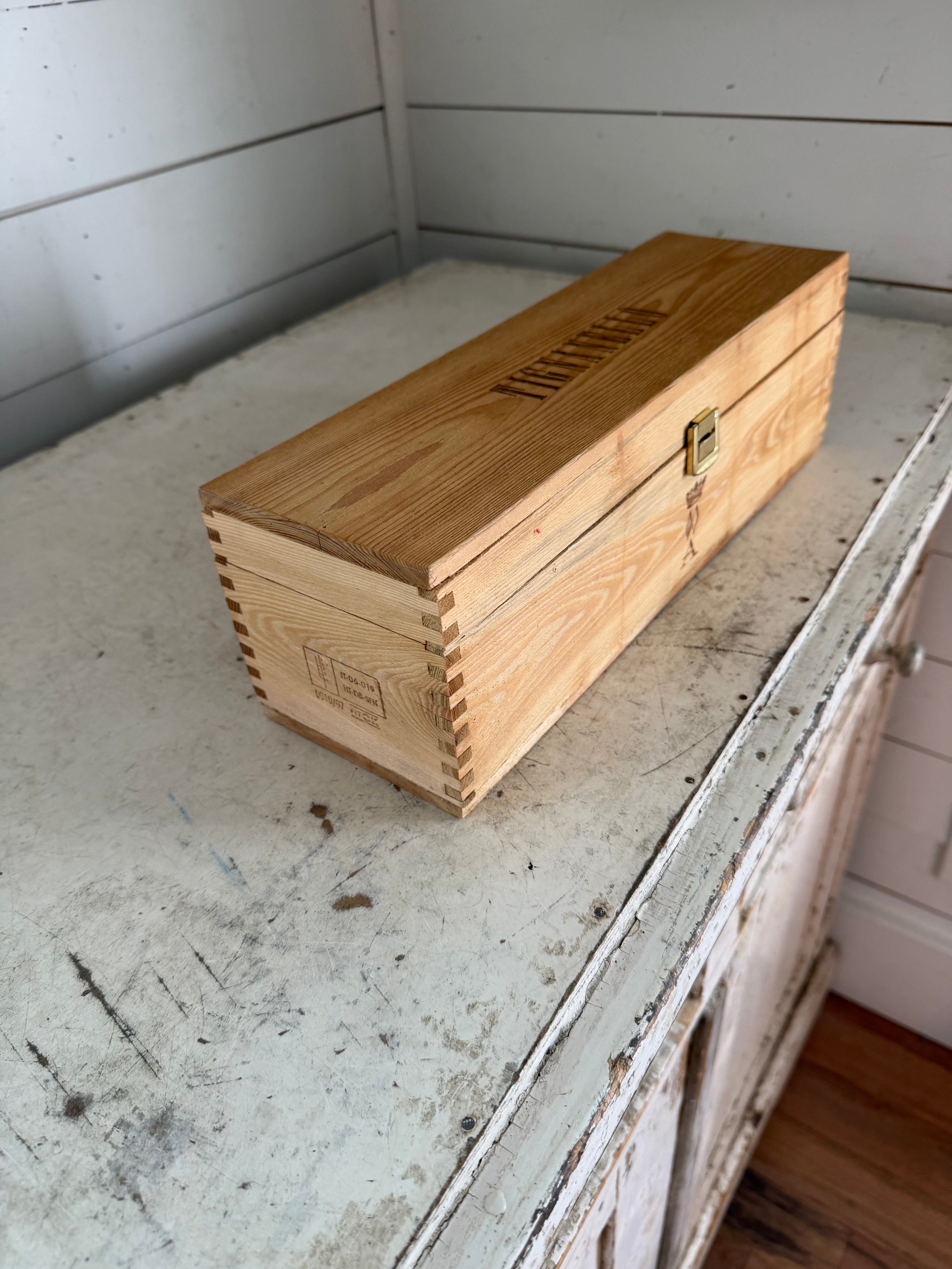 Rectangle wood box will get makeover