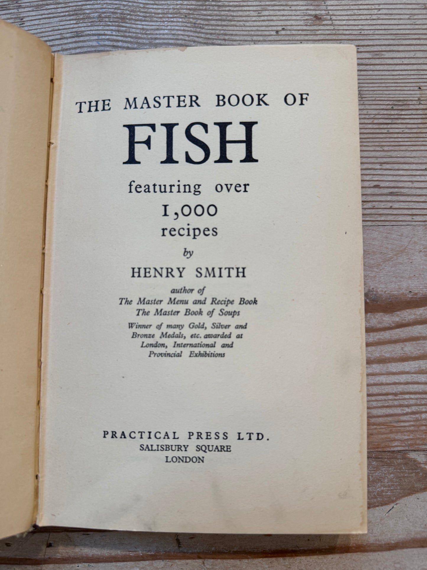 The Master Book of Fish Over 1000 Recipes