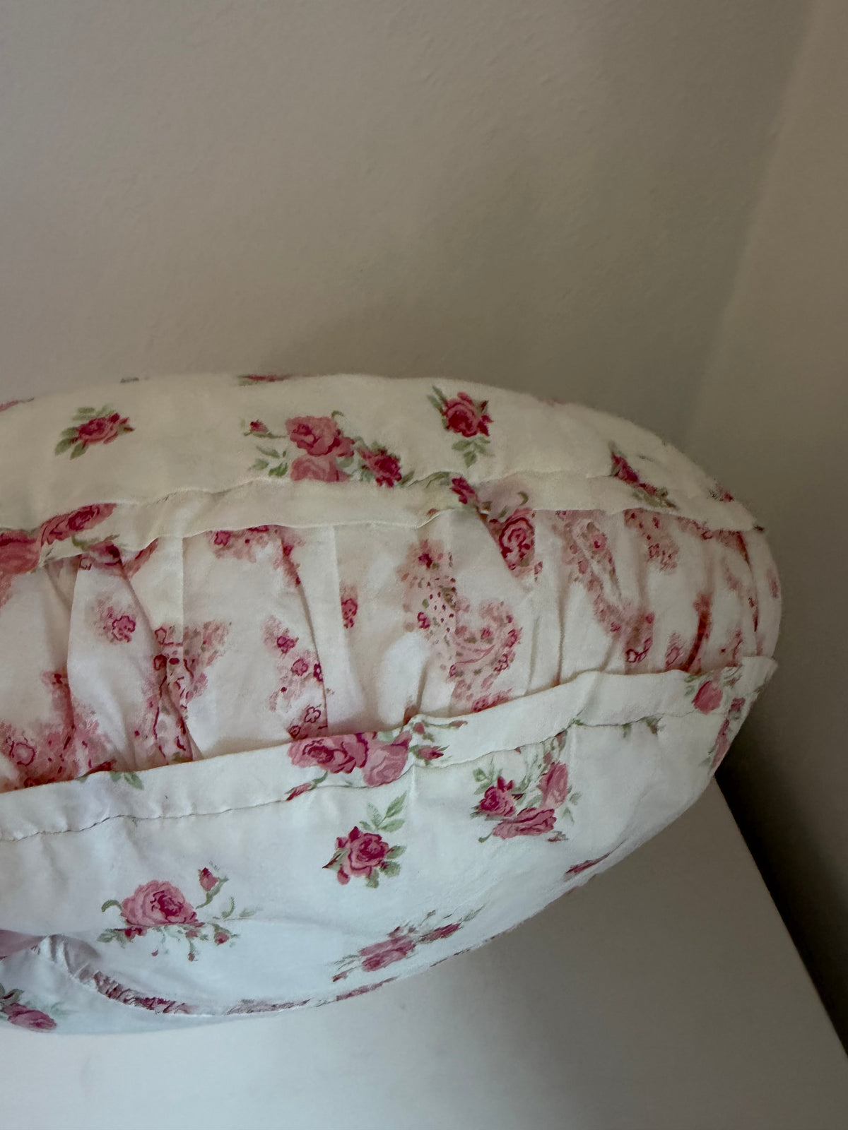Vintage Rachel Ashwell SIMPLY SHABBY ChIc Floral Rose Paisley Round Toss Pillow 20” as is. Has been repaired no buttons