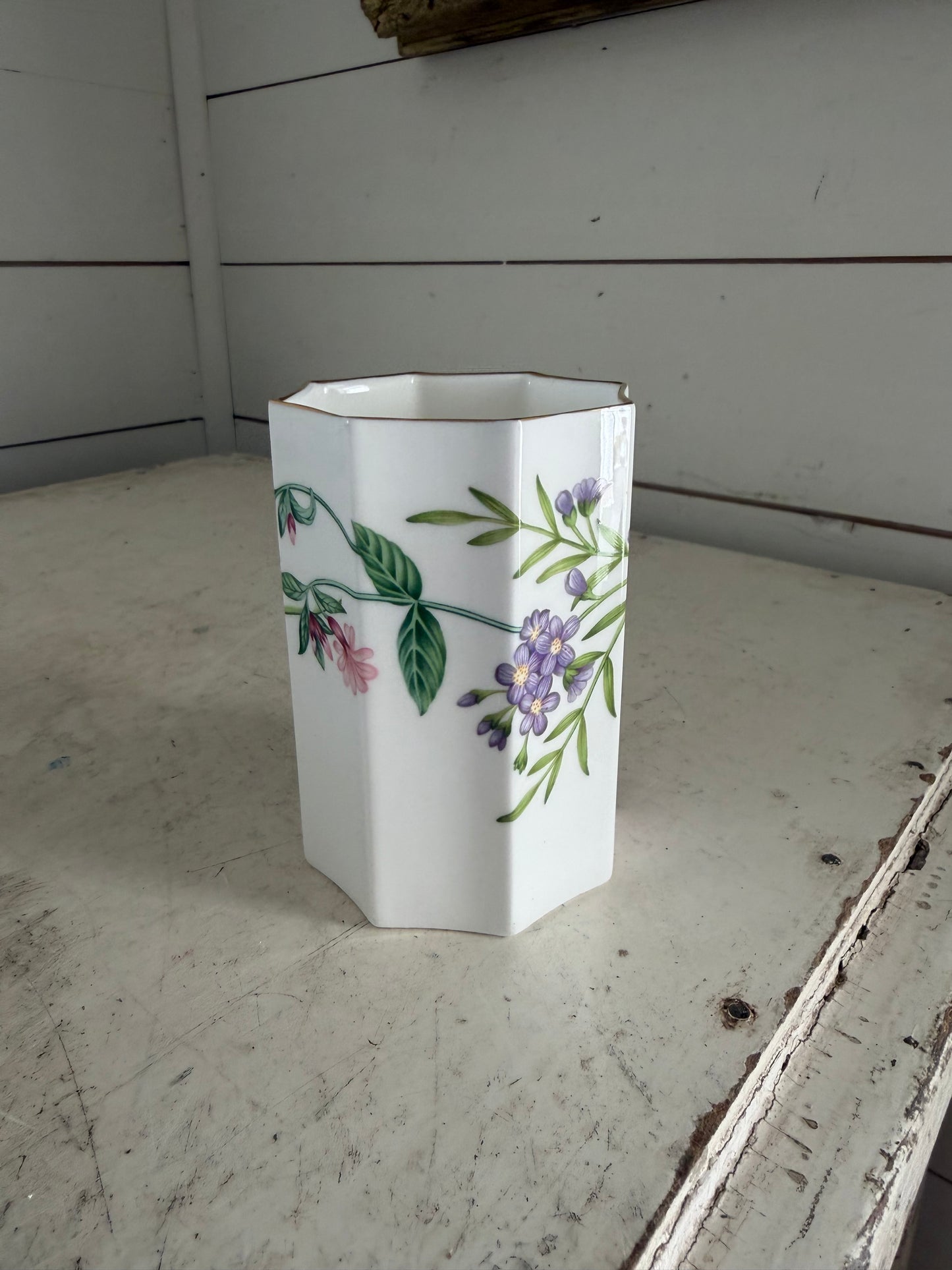 Royal Worcester porcelain vase in the "Arcadia"
