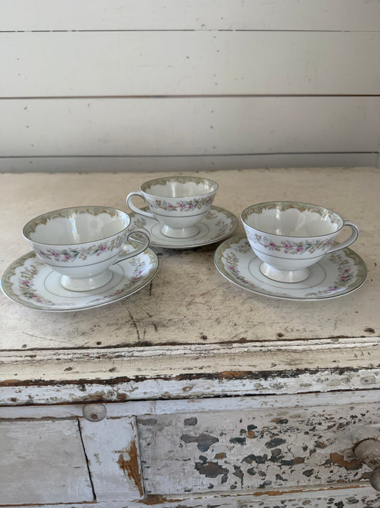 Kenwood Japan Teacupand saucer each set sold individually