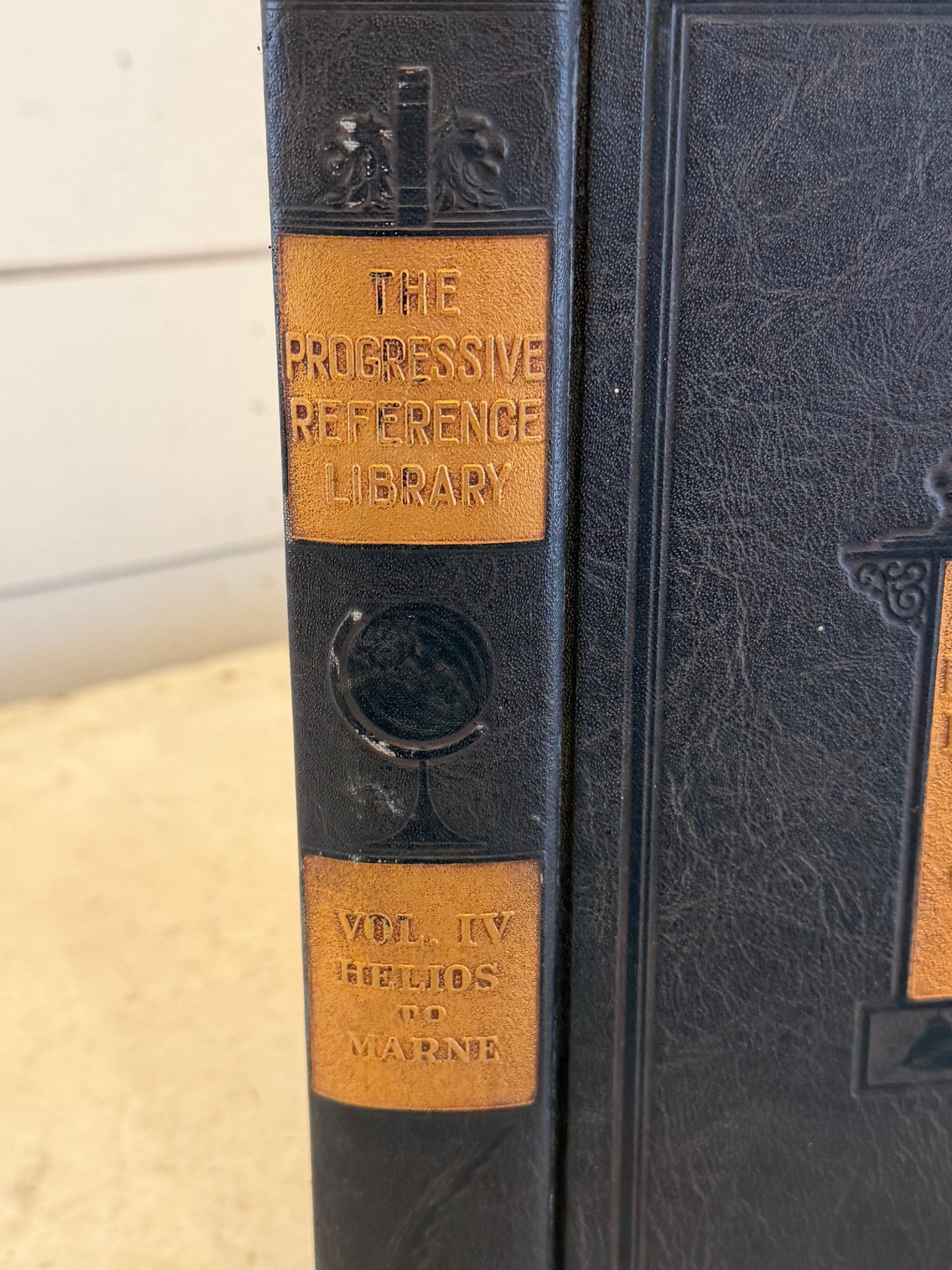 Progressive reference library and encyclopedia volume IV