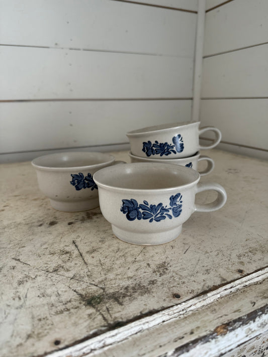 Vintage Pfaltzgraff YORKTOWNE Tulip Flower Coffee/Tea/soup Mugs
 - sold individually