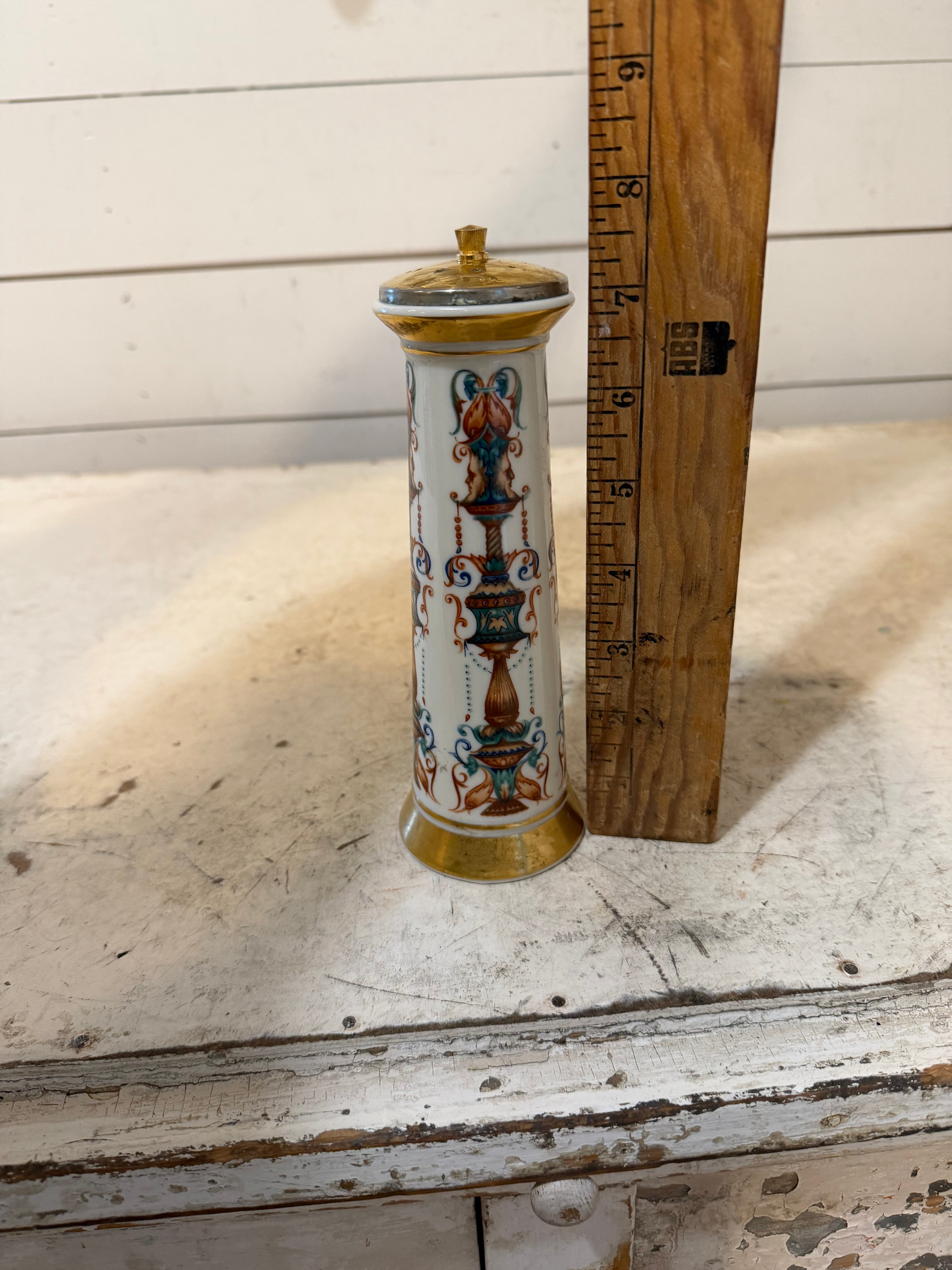 Lenox Lido Salt Shaker