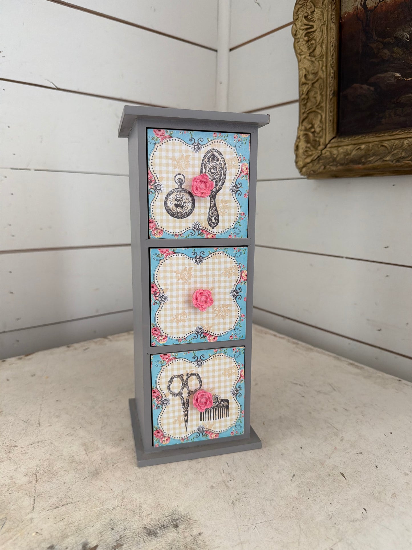 Small Set of Drawers for Desktop - Will get makeover