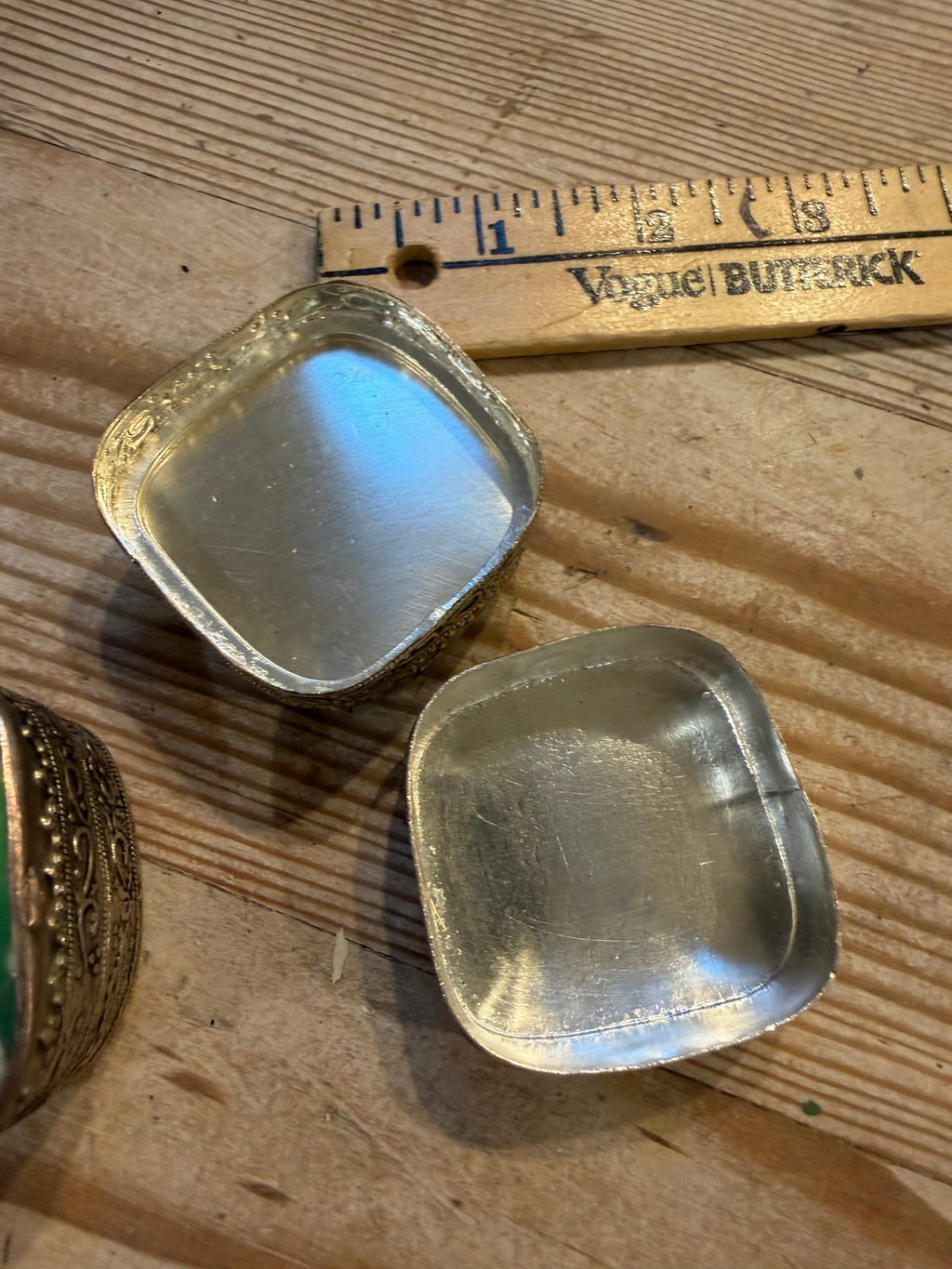 Vintage Chinese Shard Trinket Box Silver-Plated Porcelain Leaf Pattern 2.25” sold individually