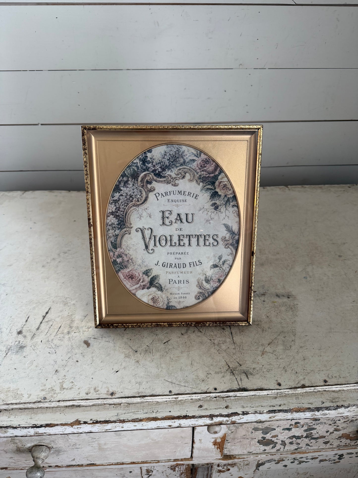 8x10” Brass Frame With Oval Mat and French Perfume Print