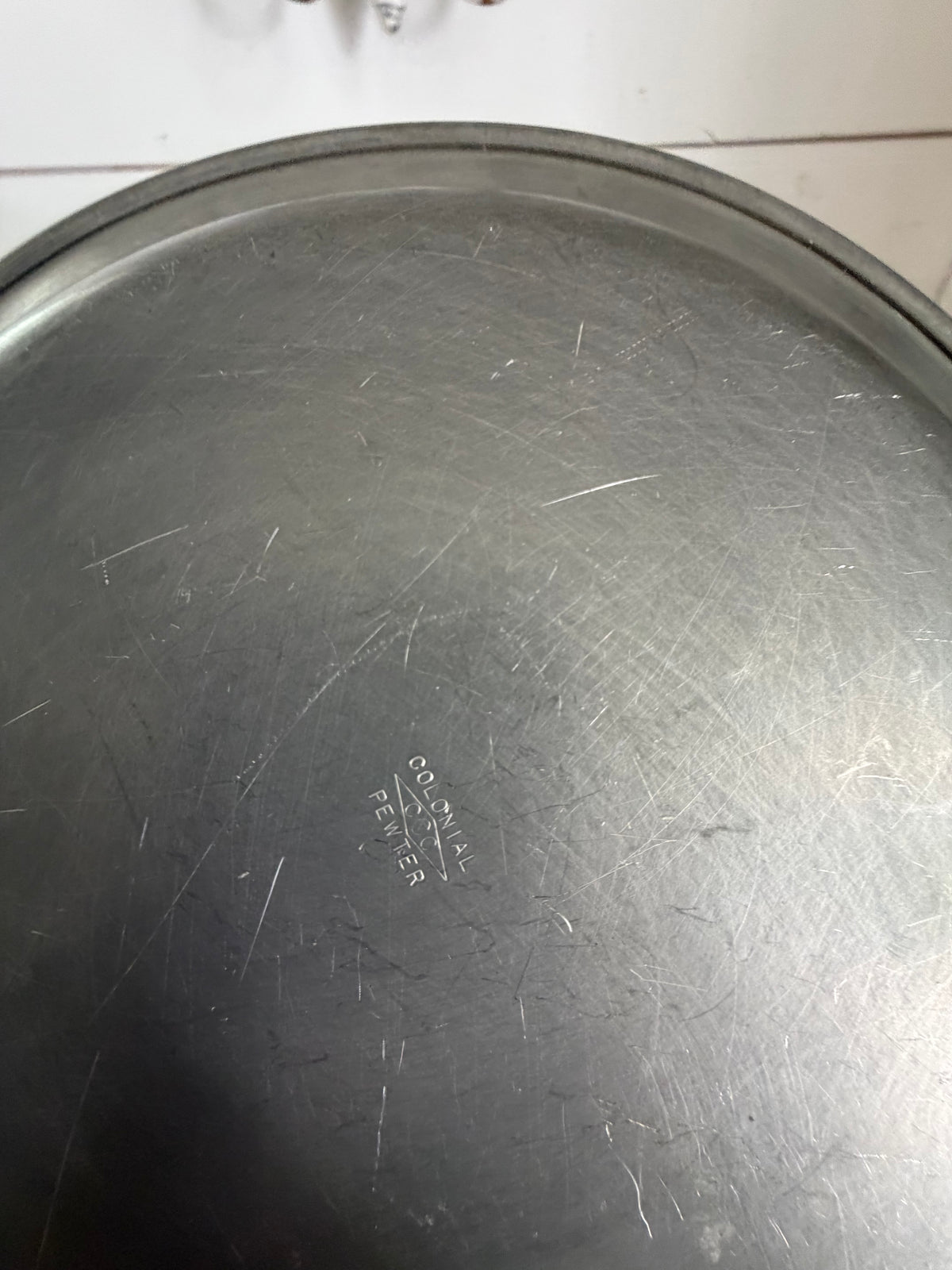 COLONIAL / PEWTER plate