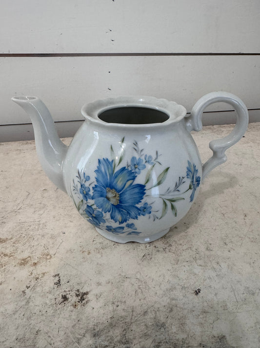 Lnarco Teapot no lid in Blue Floral Pattern Full Size 4 cup, Vintage Japan ceramic server, numbered E4772