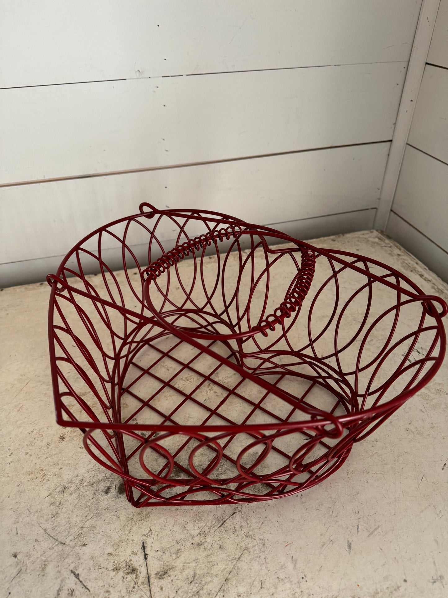 Heart Wire Basket with handles