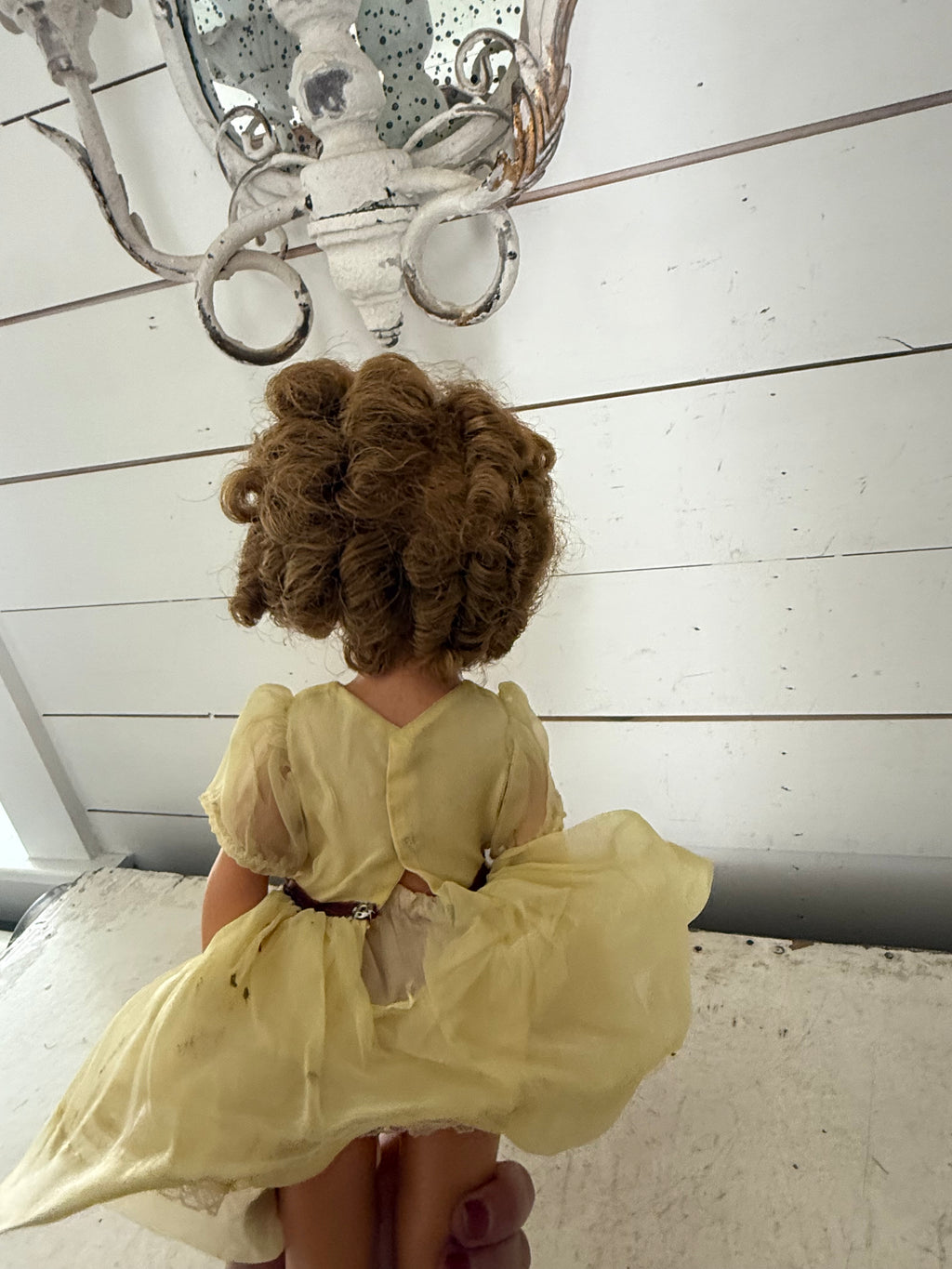Vinyl Shirley Temple 18 inch doll by Ideal - missing one shoe