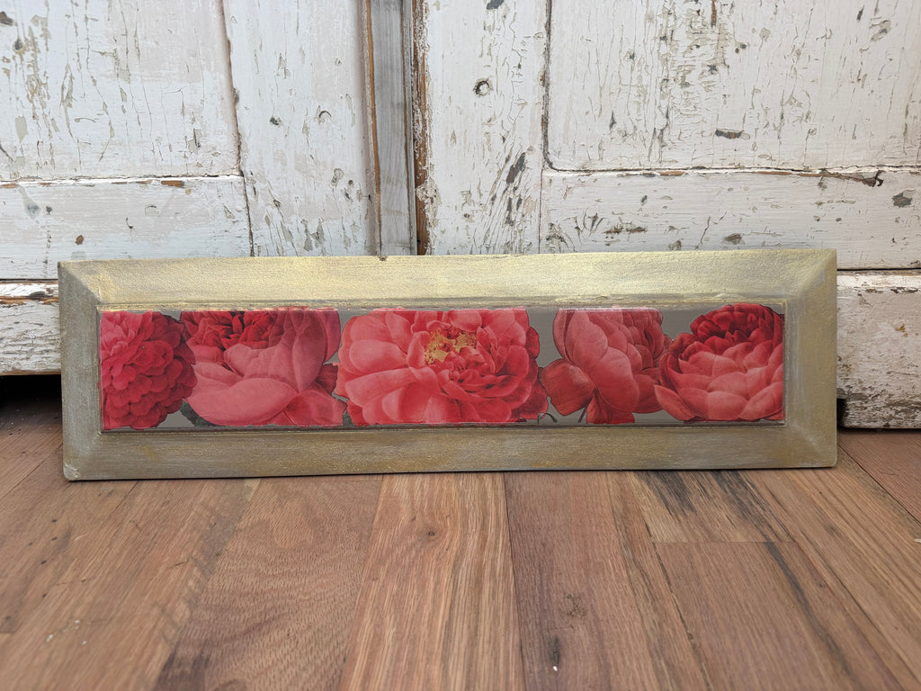 Wood rose sign