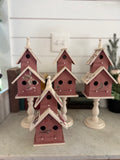 Casitas para pájaros grandes - pintadas a mano, se venden por unidad