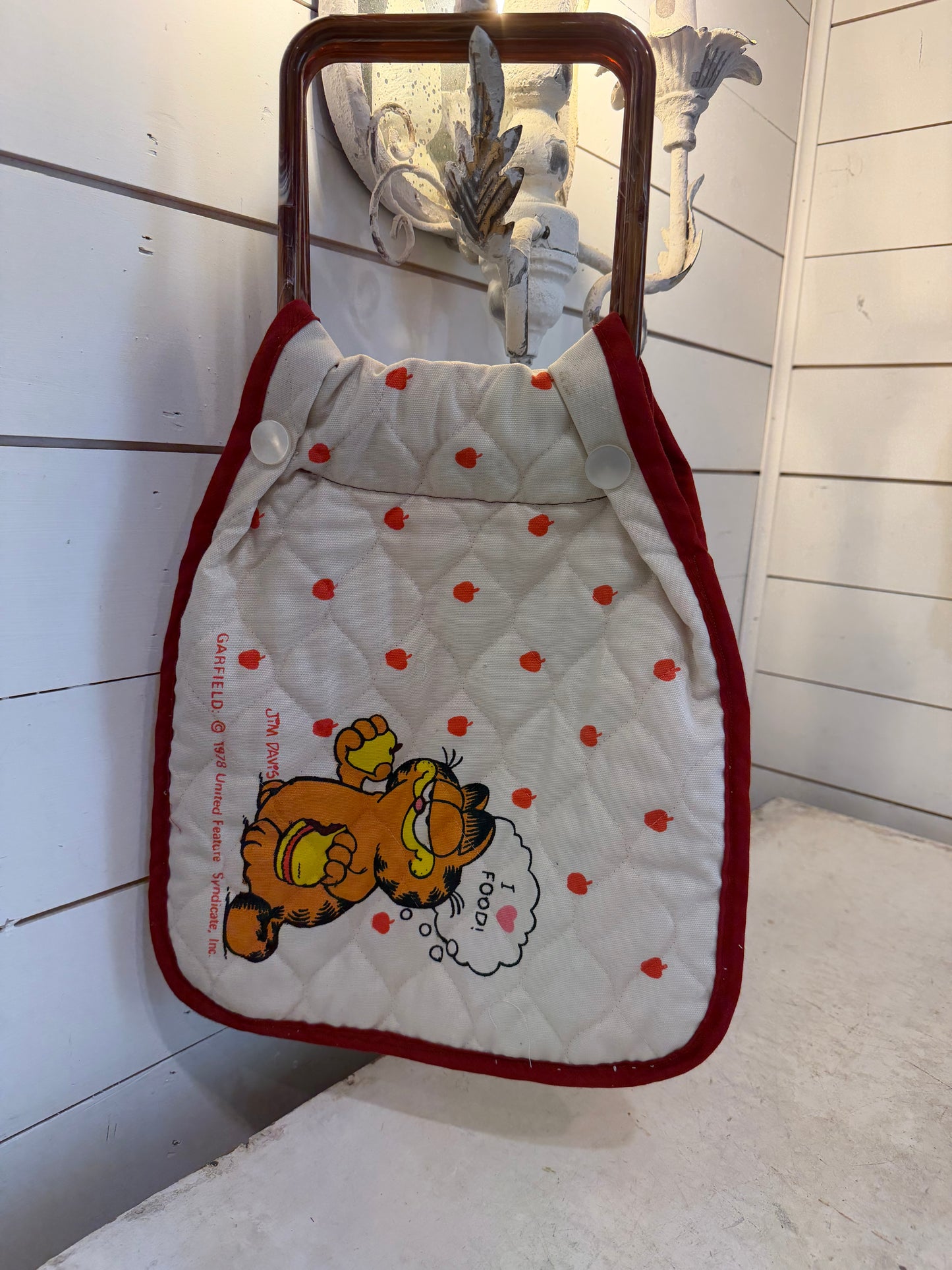 1978 Garfield the Cat fabric placemat bag with Bakelite handles