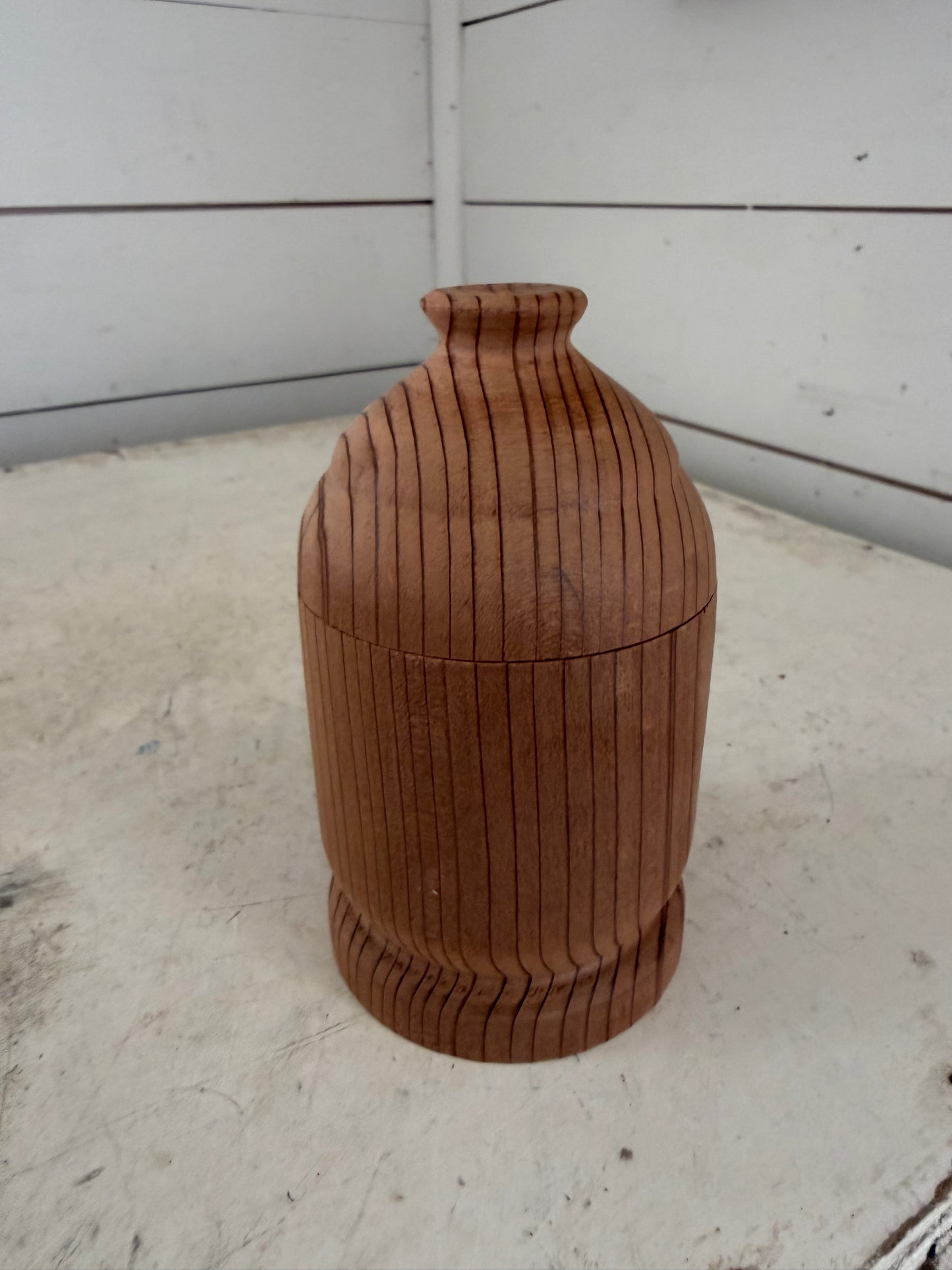 Wood trinket dish will get makeover urn with lid