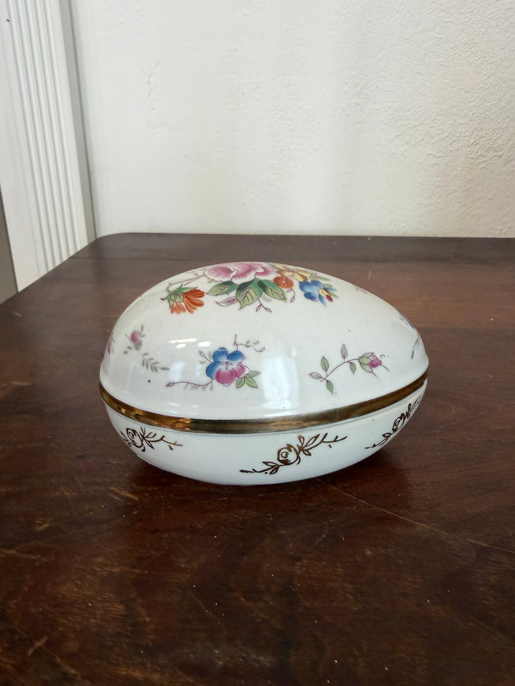 Vintage Shackman Porcelain Floral 2 Piece Easter Egg Trinket Box Made in Japan