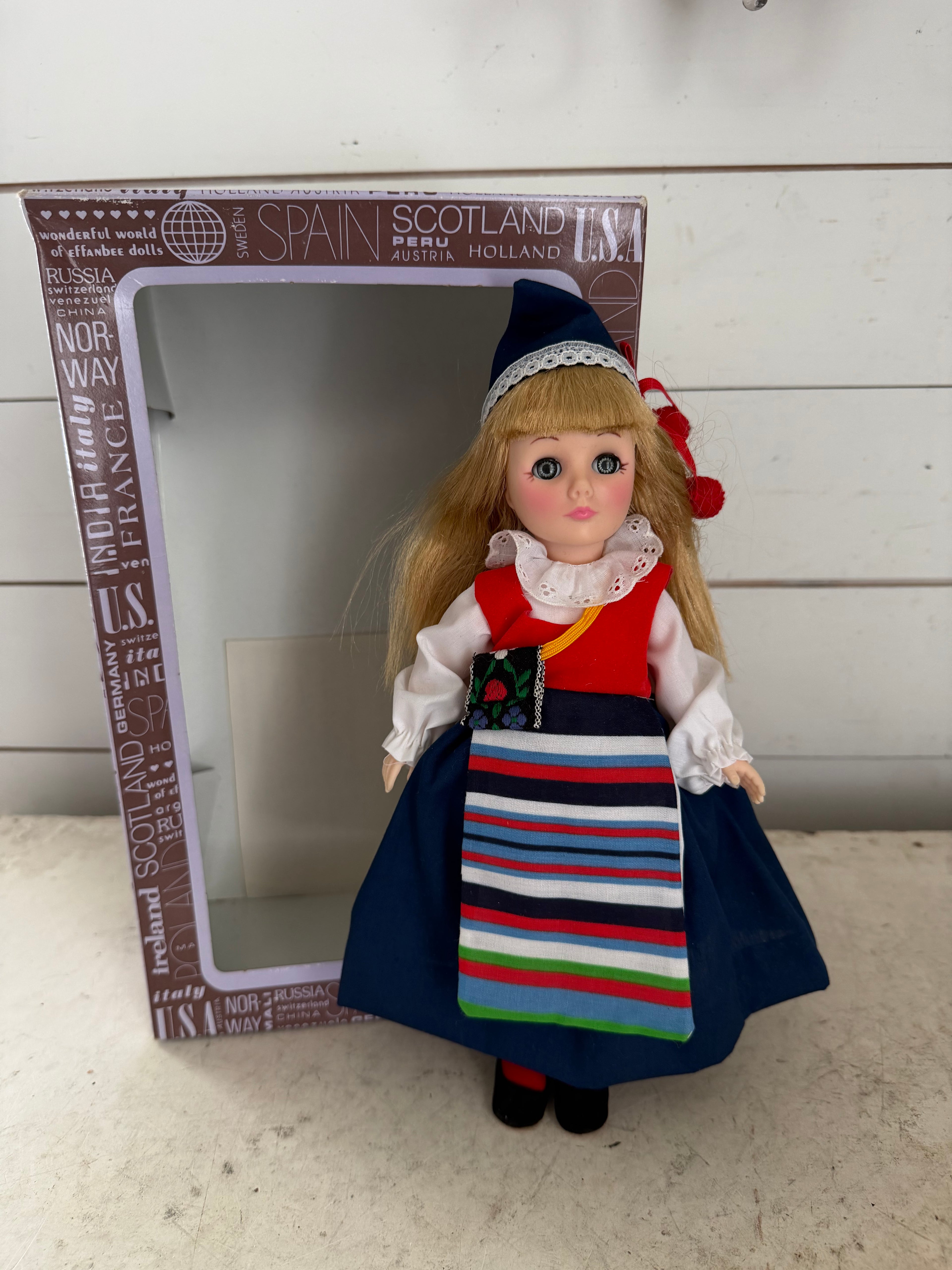 VINTAGE "The Wonderful World Of Effanbee Dolls" DENMARK W/ORIGINAL BOX